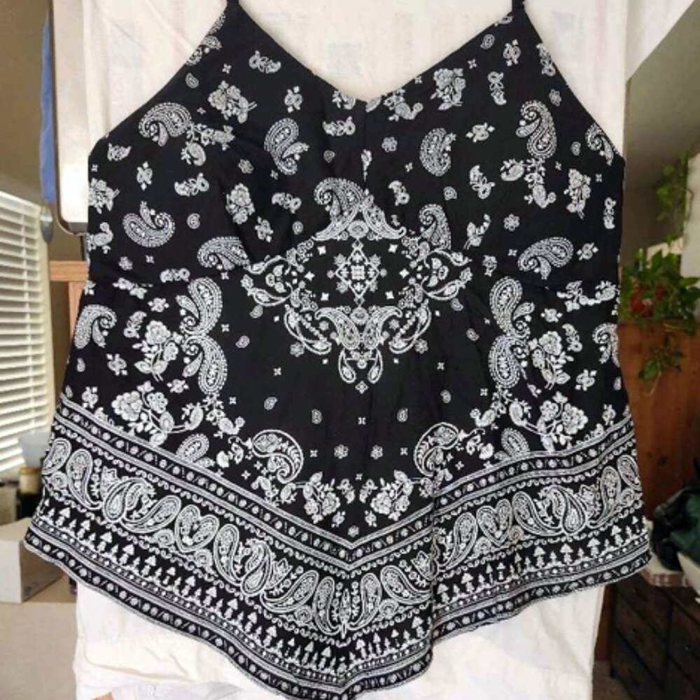 No Boundaries Hanky Halter Top (Set of 2)  -  Size L (11-13)